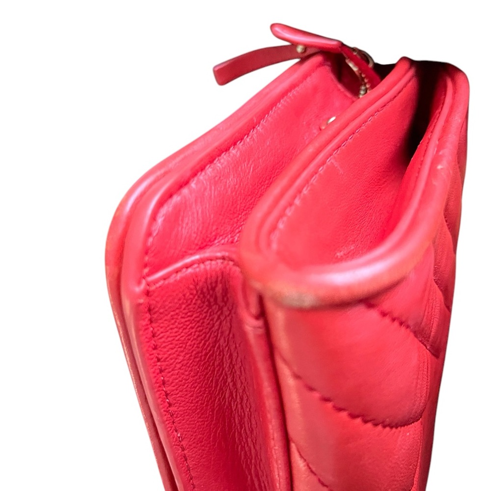Tory Burch Red Geometric Quilted Crossbody - Picture 6 of 7